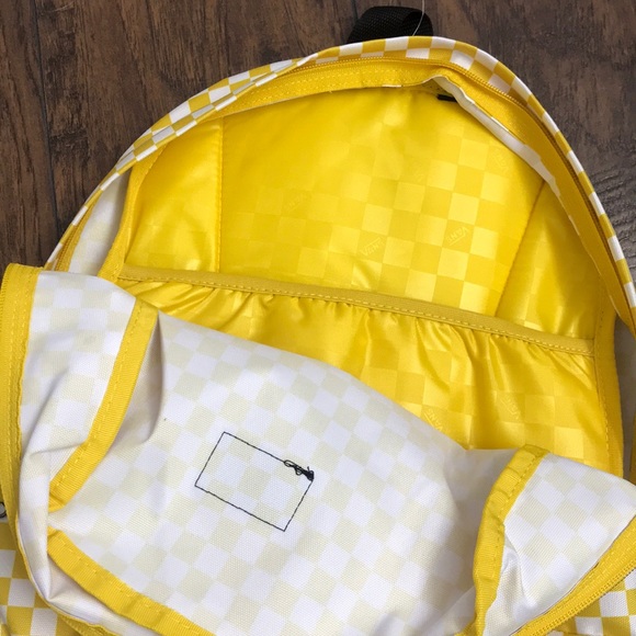 BACKPACK 🎒 FROM VANS BRAND NEW - Picture 2 of 6